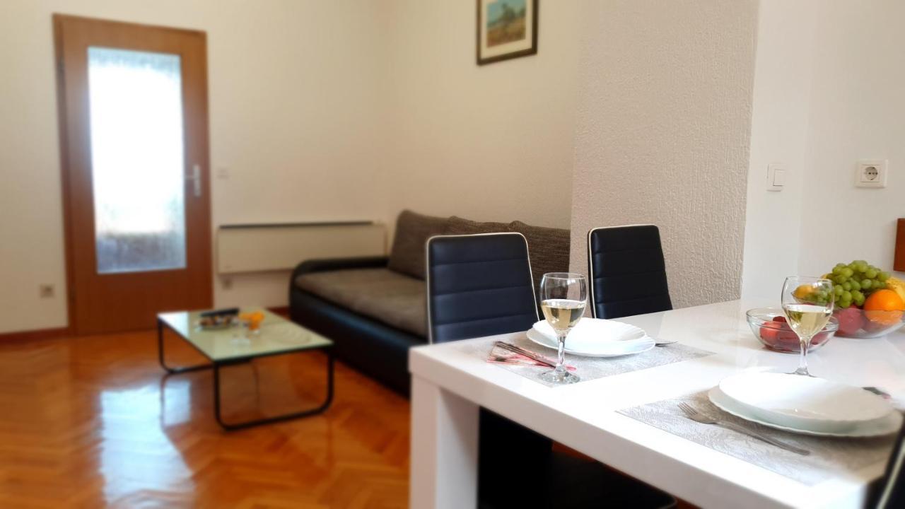 Apartamento Anamarija *